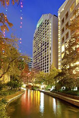 Holiday Inn Riverwalk